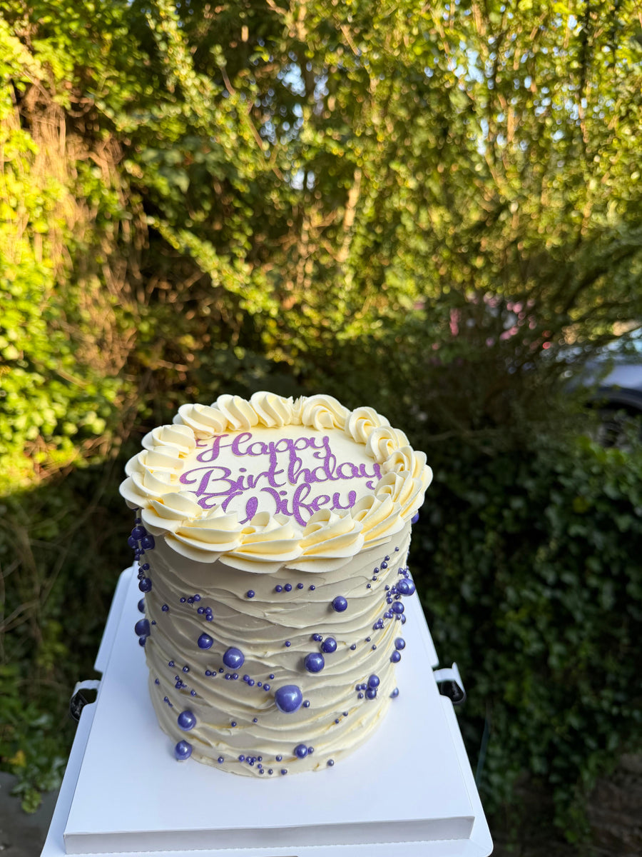 Vintage Heart Cake